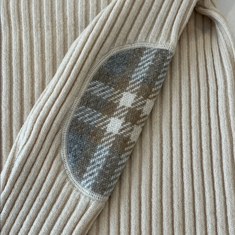 Burberry Cream Ribbed Turtleneck Sweater - Picture 5 of 8